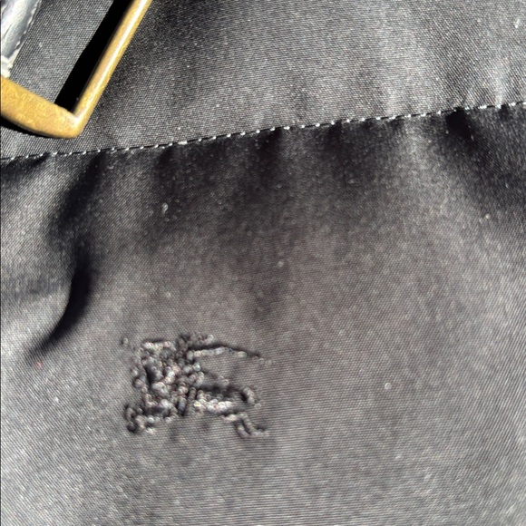 Burberry London  Black Vest with Rabbit Fur Collar - Picture 4 of 8